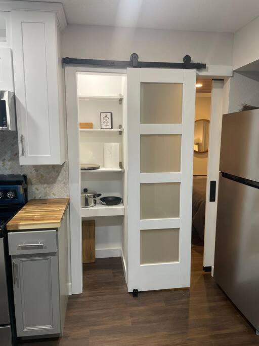Shares Courtyard Luxury Apt - New! Rockledge Exterior photo