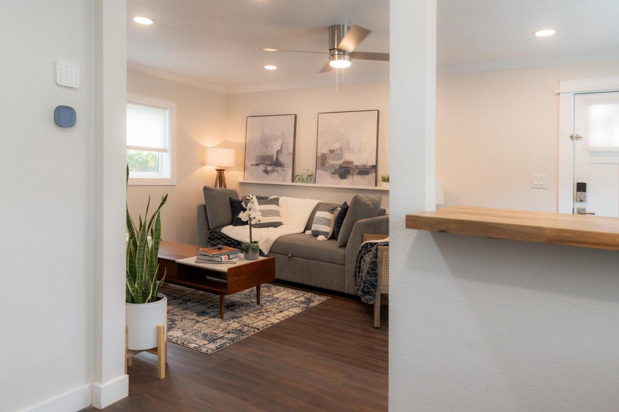 Shares Courtyard Luxury Apt - New! Rockledge Exterior photo